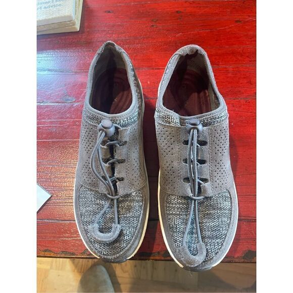 AETREX Gray Leather Cloth Bungie Lace Sneakers Comfort Orthotic Women’s size 5 - Picture 2 of 6